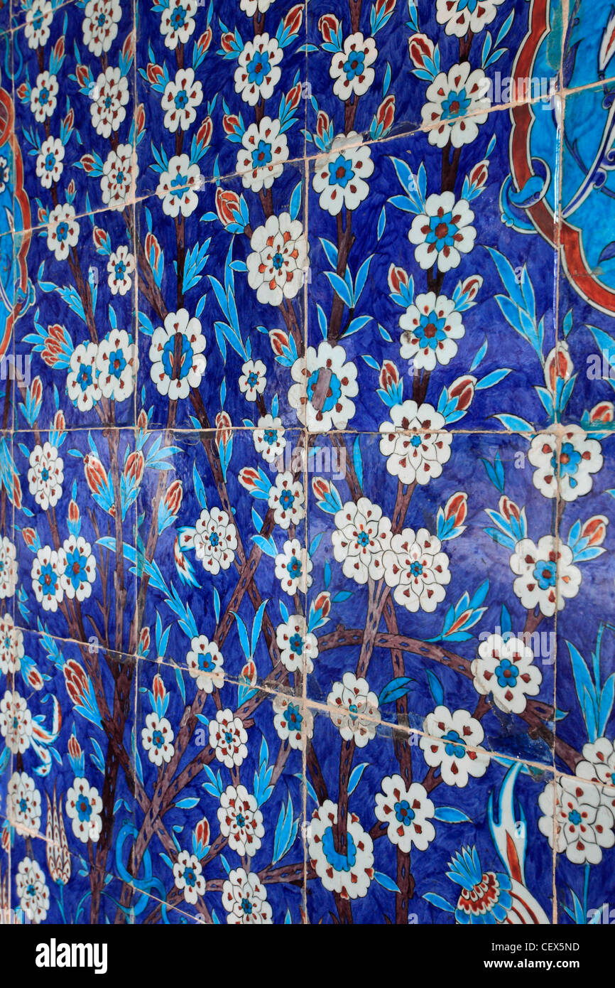 Türkei; Istanbul; Rustem Pasa Moschee, keramische Fliesen, Stockfoto