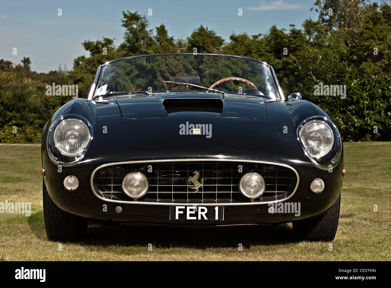 Black Classic Ferrari California Sportwagen Stockfoto