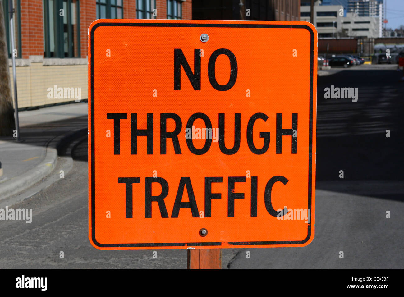 Straßenschild, kein Durchgangsverkehr Stockfoto