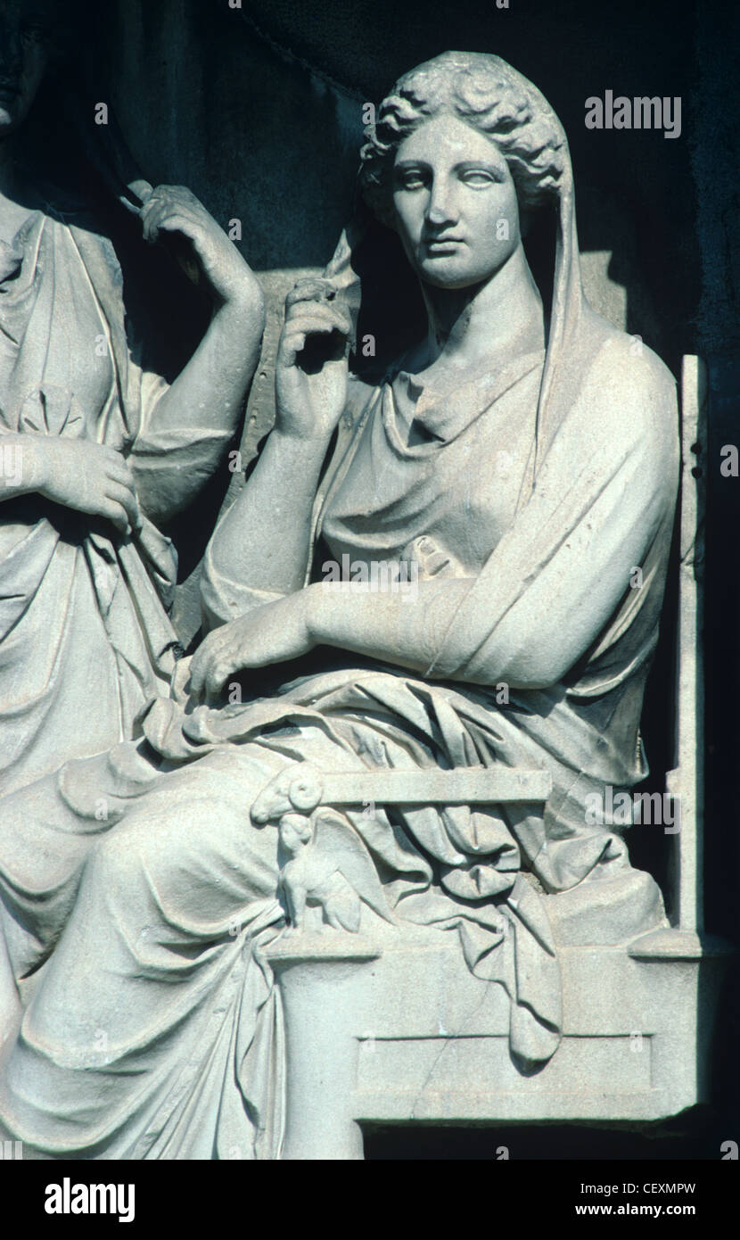 Alte griechische Frau oder bürgerliche Frau auf Kerameikos Stele, Sarkophag, oder Athenian Familie Grab, c4th BC, Kerameikos Friedhof, Athen, Griechenland Stockfoto