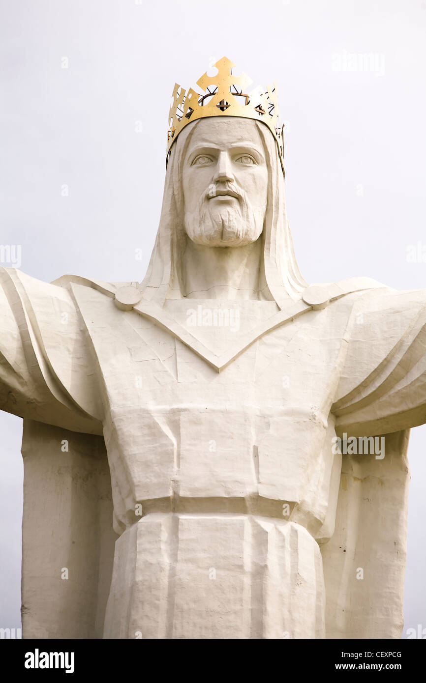 Statue von Jesus Christus ich krönen errichtet in Swiebodzin, Polen 2010 Stockfoto