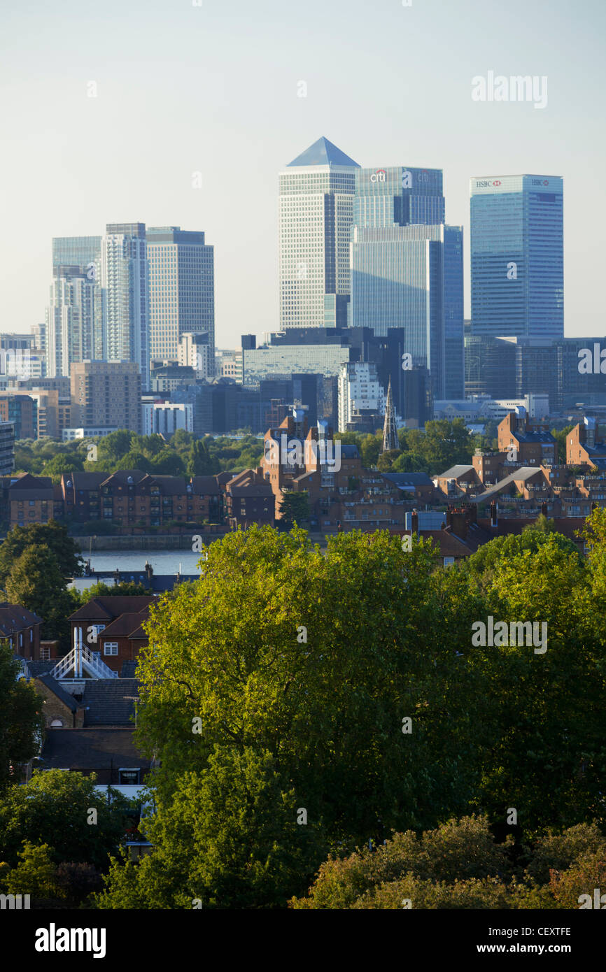 Eine Ansicht von Canary Wharf vom Greenwich Park und die Royal Observatory Stockfoto