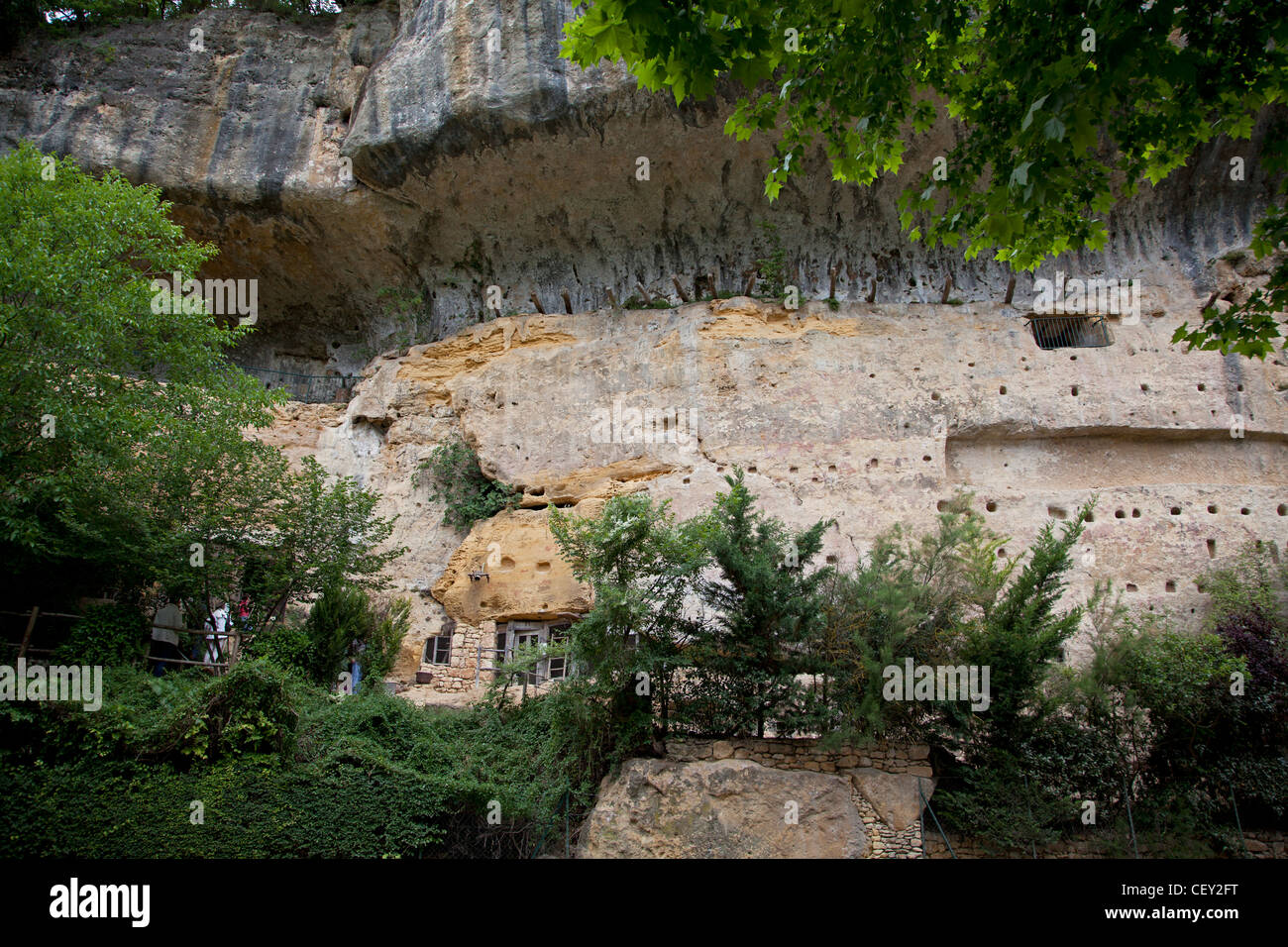 Grottes du Roc de Cazelle in die Vézère-Tal Dordogne-Frankreich Stockfoto