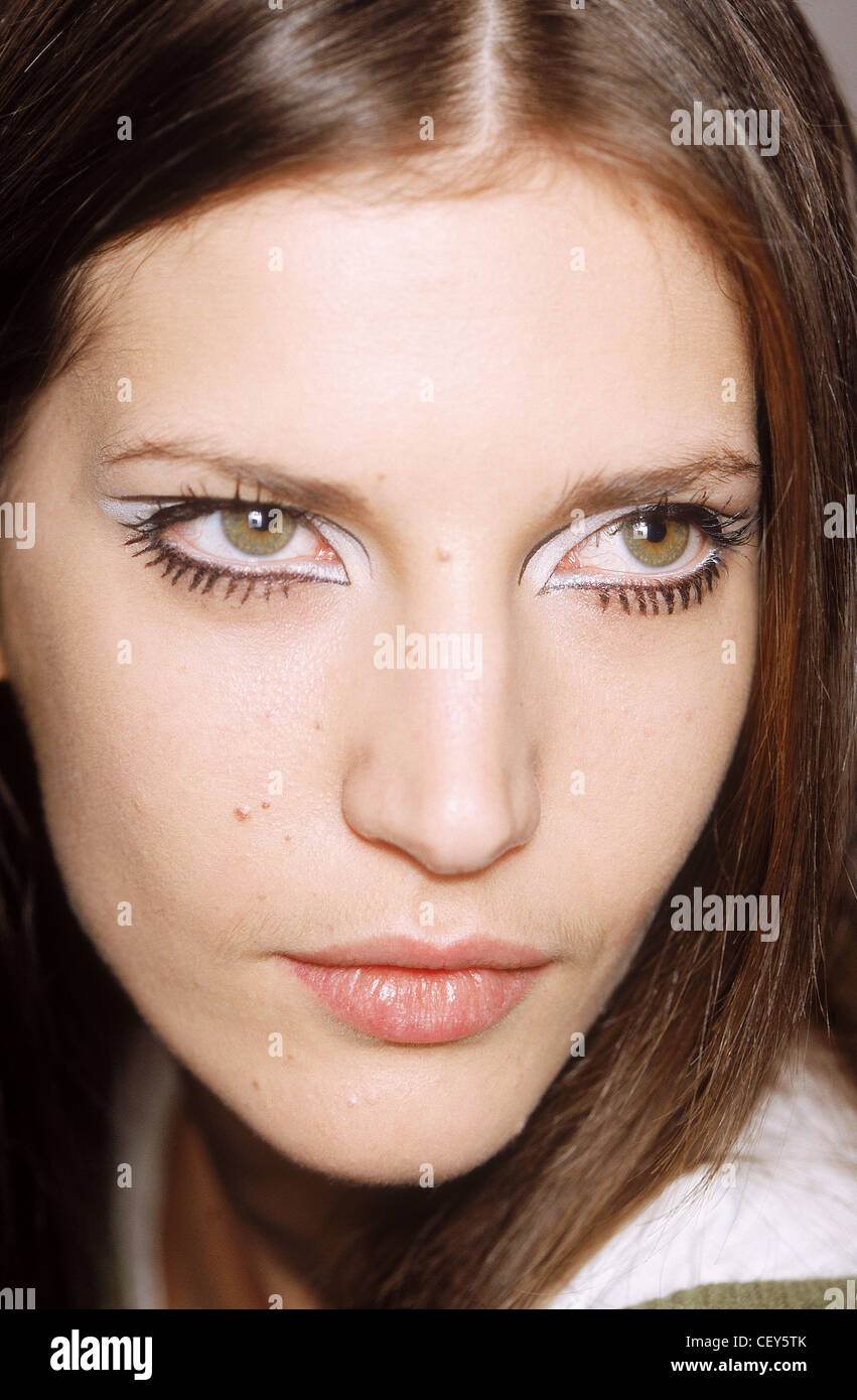 Chanel Backstage Paris bereit zu tragen-Herbst-Winter-Sixties Augen Make-up  Stockfotografie - Alamy