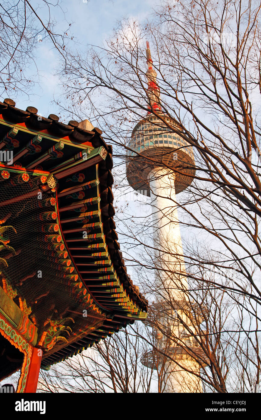 Namsan Tower in Seoul, Südkorea Stockfoto