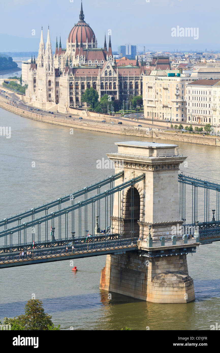 Kettenbrücke und das ungarische Parlament, Budapest, Ungarn Stockfoto