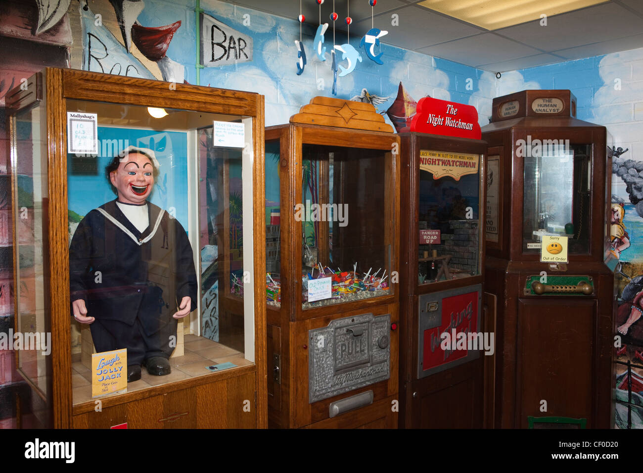 Großbritannien, England, Isle Of Wight, Arreton Old Village, Schifffahrtsmuseum, Vintage Ende der Pier Spielautomaten Stockfoto