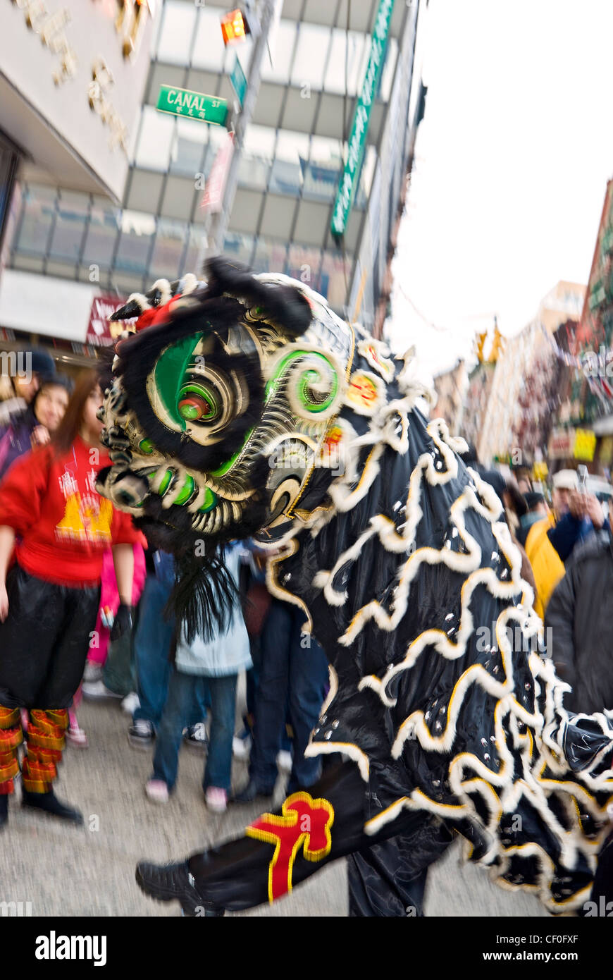 Chinese New Year Celebration in Chinatown New York City Drachentanz Löwentanz Stockfoto