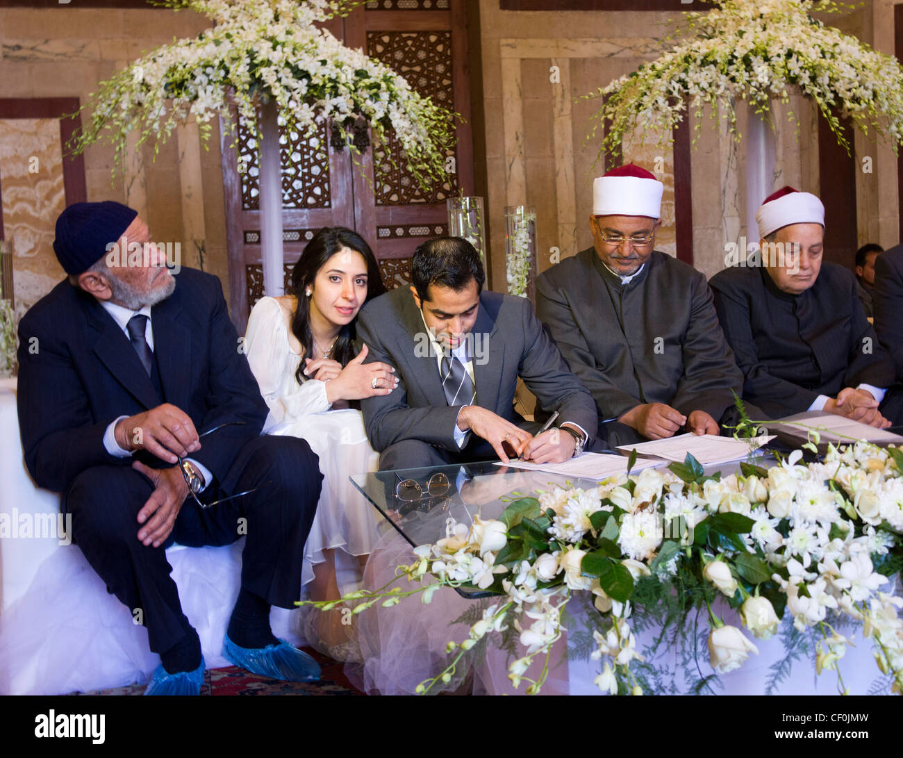 feierliche Unterzeichnung der Ehevertrag, El-Refa'i Moschee, Kairo, Ägypten Stockfoto