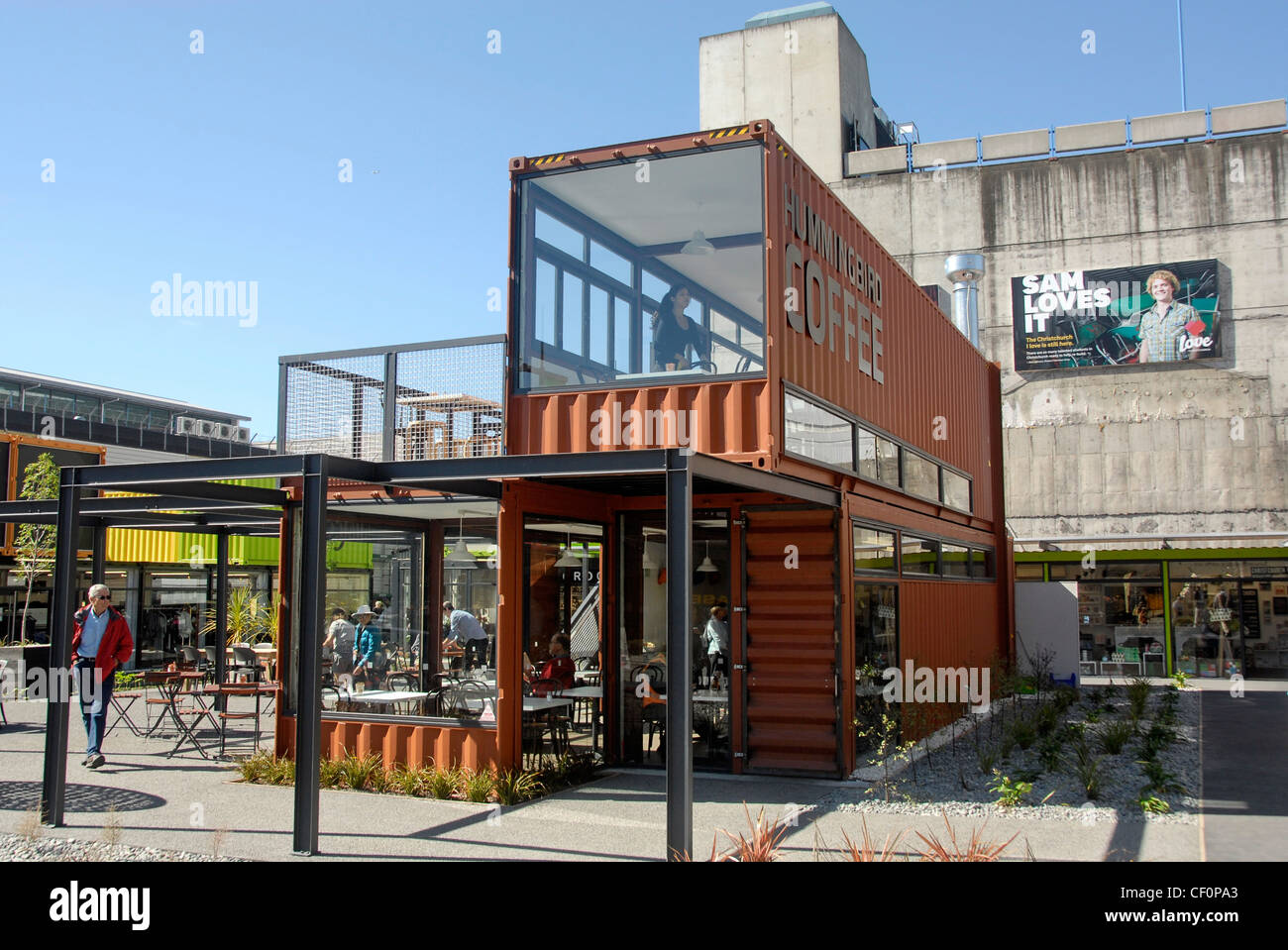 Kolibri Kaffee speichern im Neustart: Christchurch Shipping Container Mall in Christ Church, Südinsel, Neuseeland Stockfoto