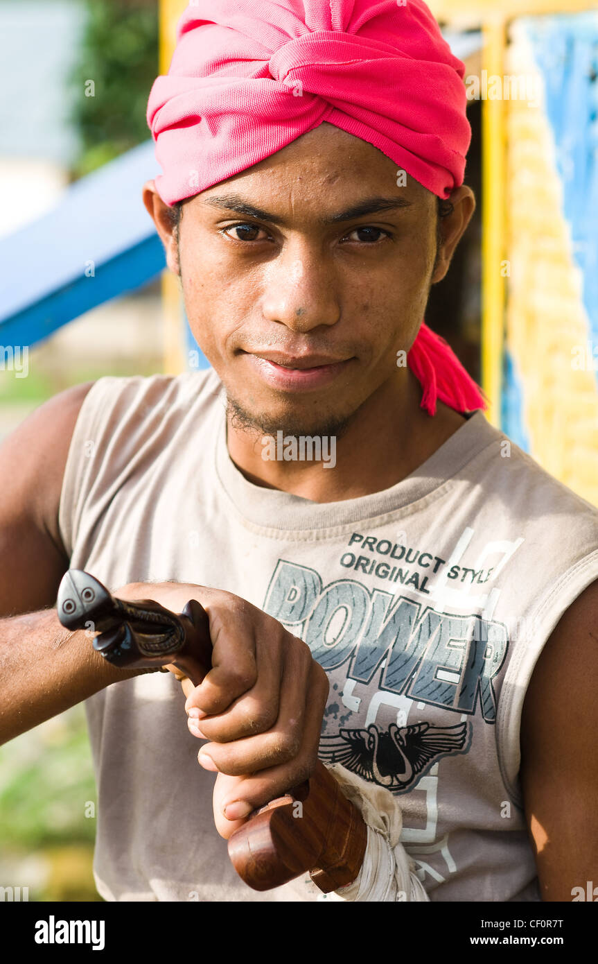 junger Mann in Waitabula Sumba Indonesien Stockfoto