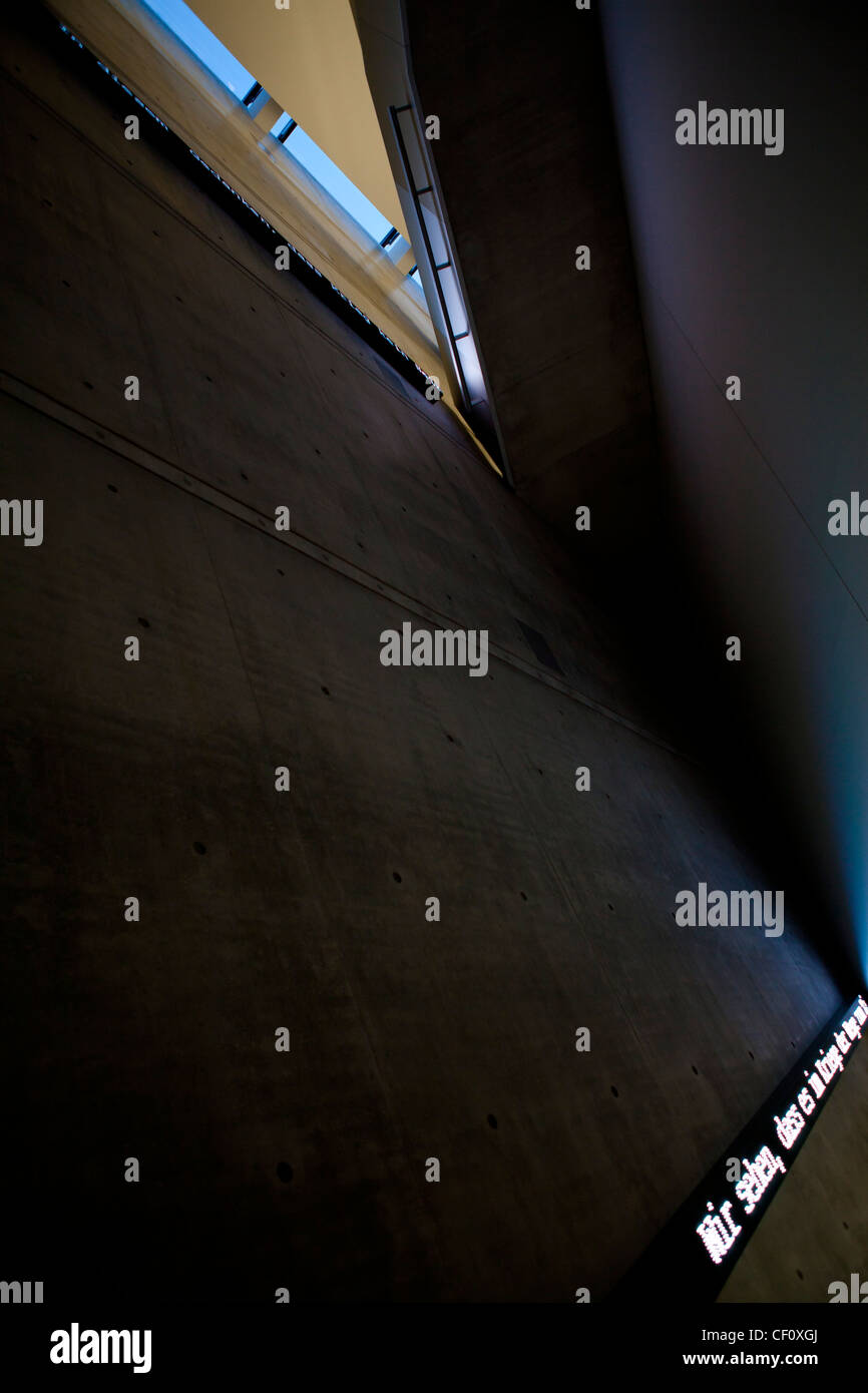 Innere des Military Museum der Bundeswehr, Militarhistorisches Museum der Bundeswehr Dresden, Deutschland Stockfoto