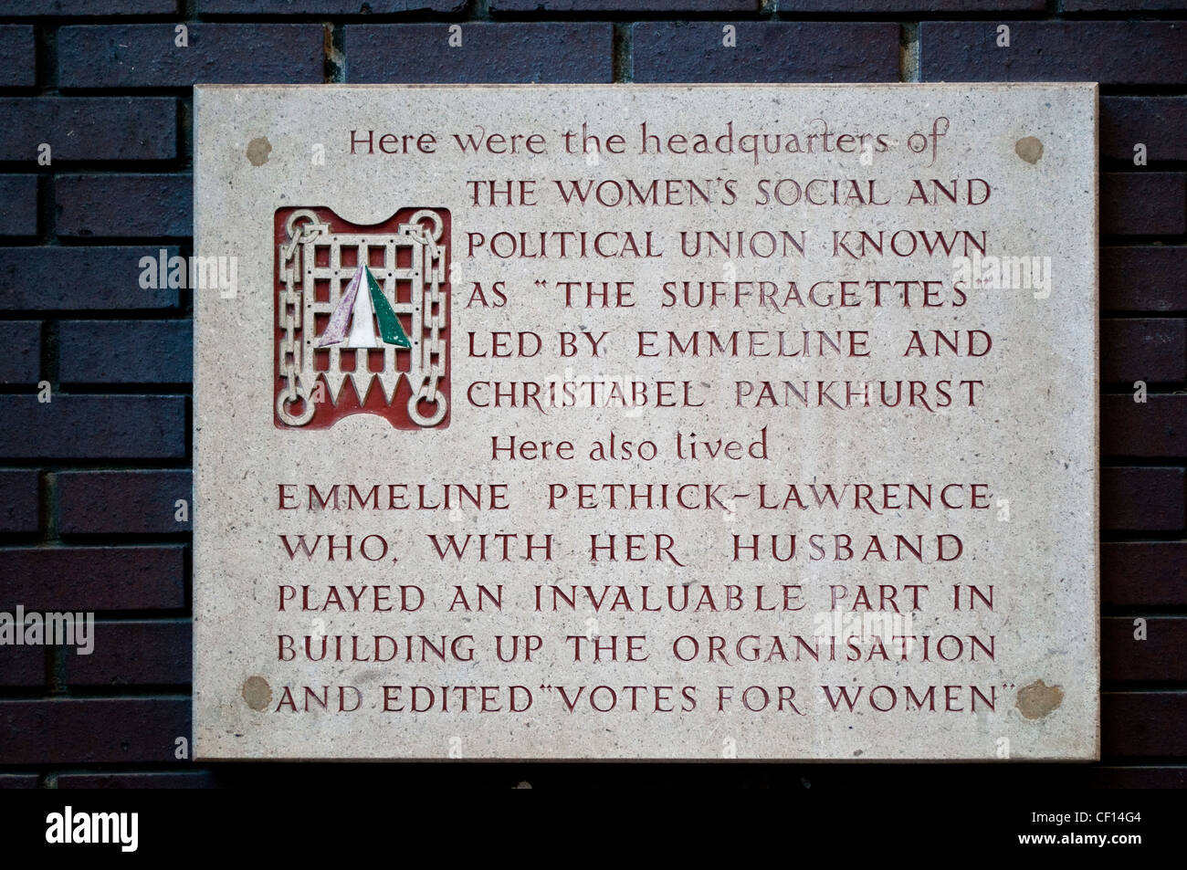 Gedenktafel für die Suffragetten-Sitz auf dem Gelände der LSE, London, UK Stockfoto