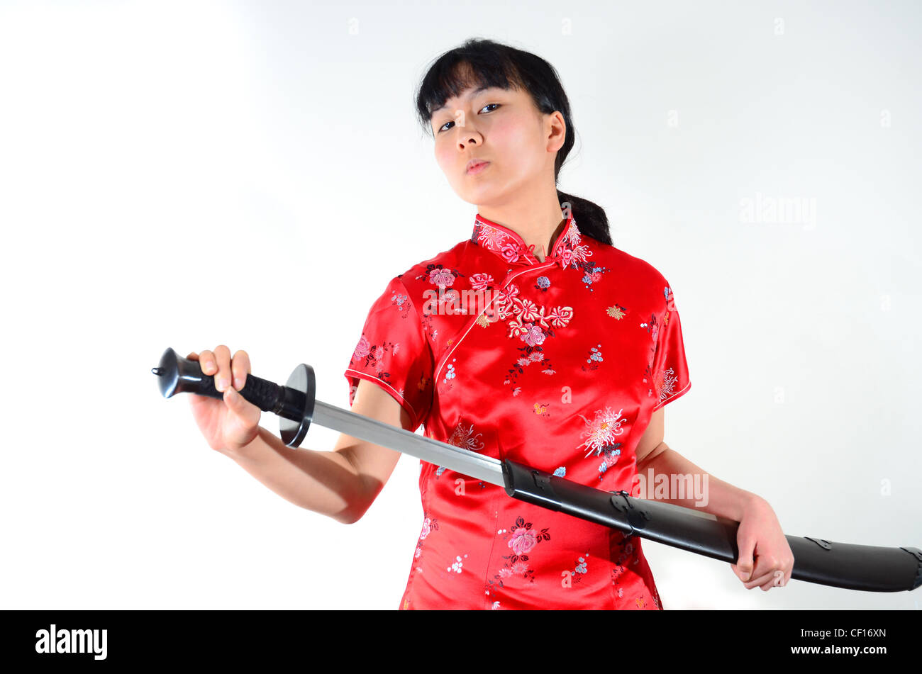 Chinesisches Mädchen Zeichnung Schwert Stockfoto