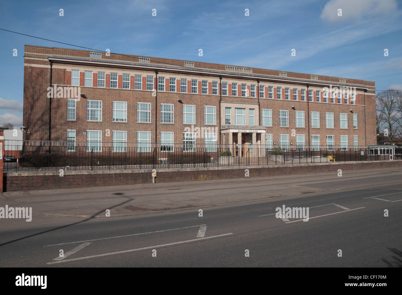 Außenansicht des Eaton House, eine UK Border Agency (Home Office) Einwanderung Meldestelle in Hounslow, West London, UK. Stockfoto