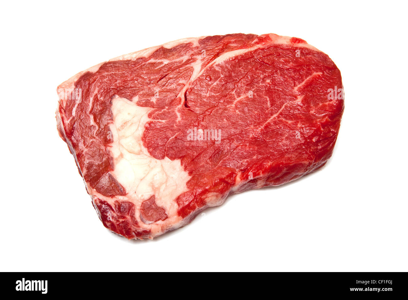 Schottische North Highland Rib Eye Steak isoliert auf einem weißen Studio-Hintergrund. Stockfoto