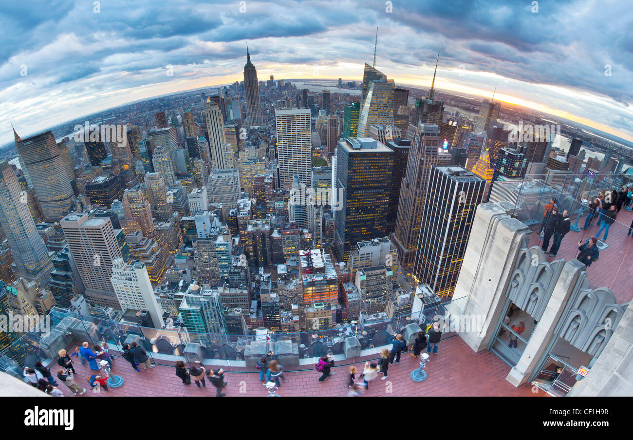 Manhattan Blick in Richtung Empire State Building, New York, Vereinigte Staaten von Amerika Stockfoto