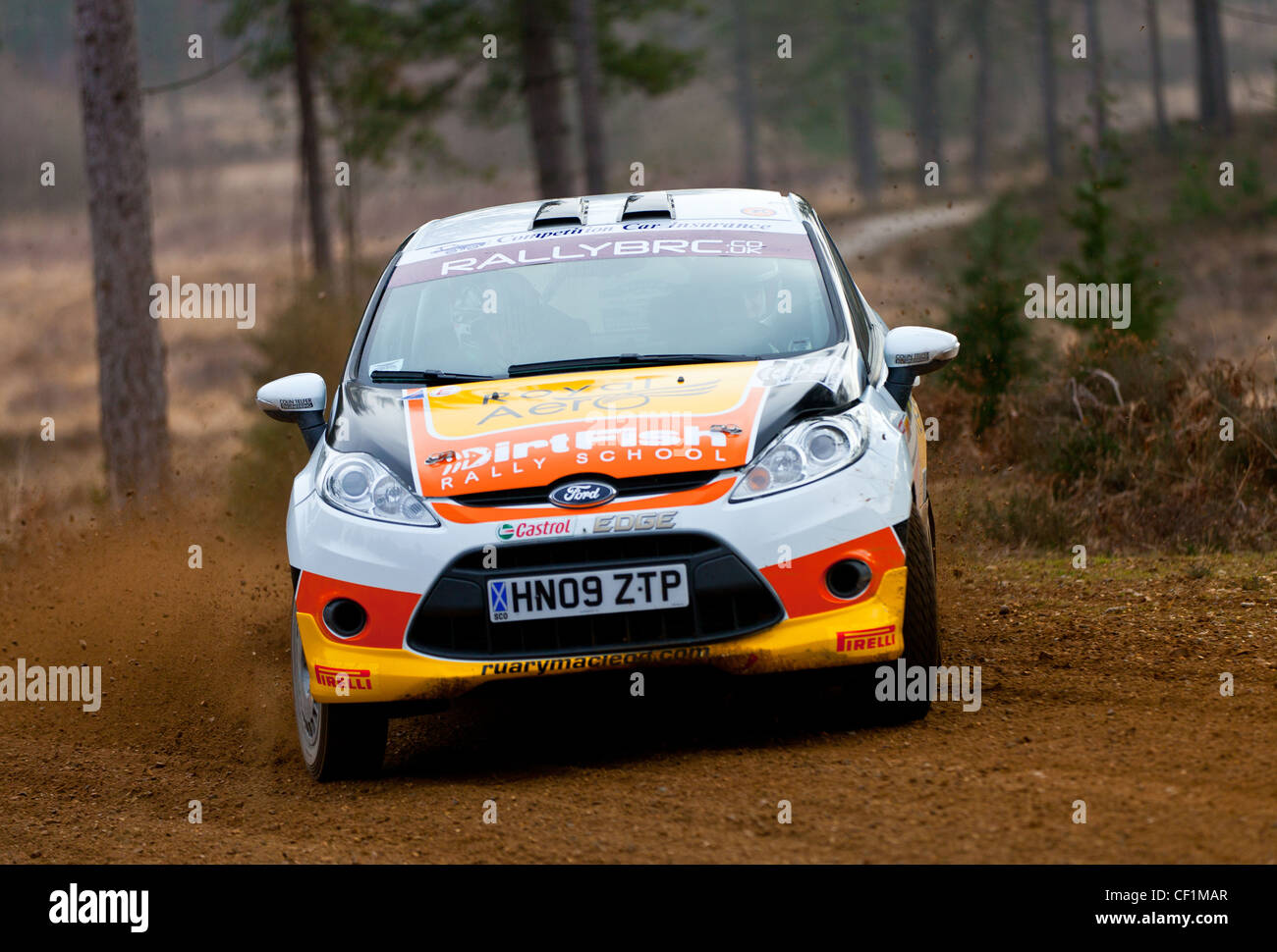 Autos in der Rallye-Sunseeker 2012 durchführen, erste Runde der British Rally Championship, BRC. Stockfoto