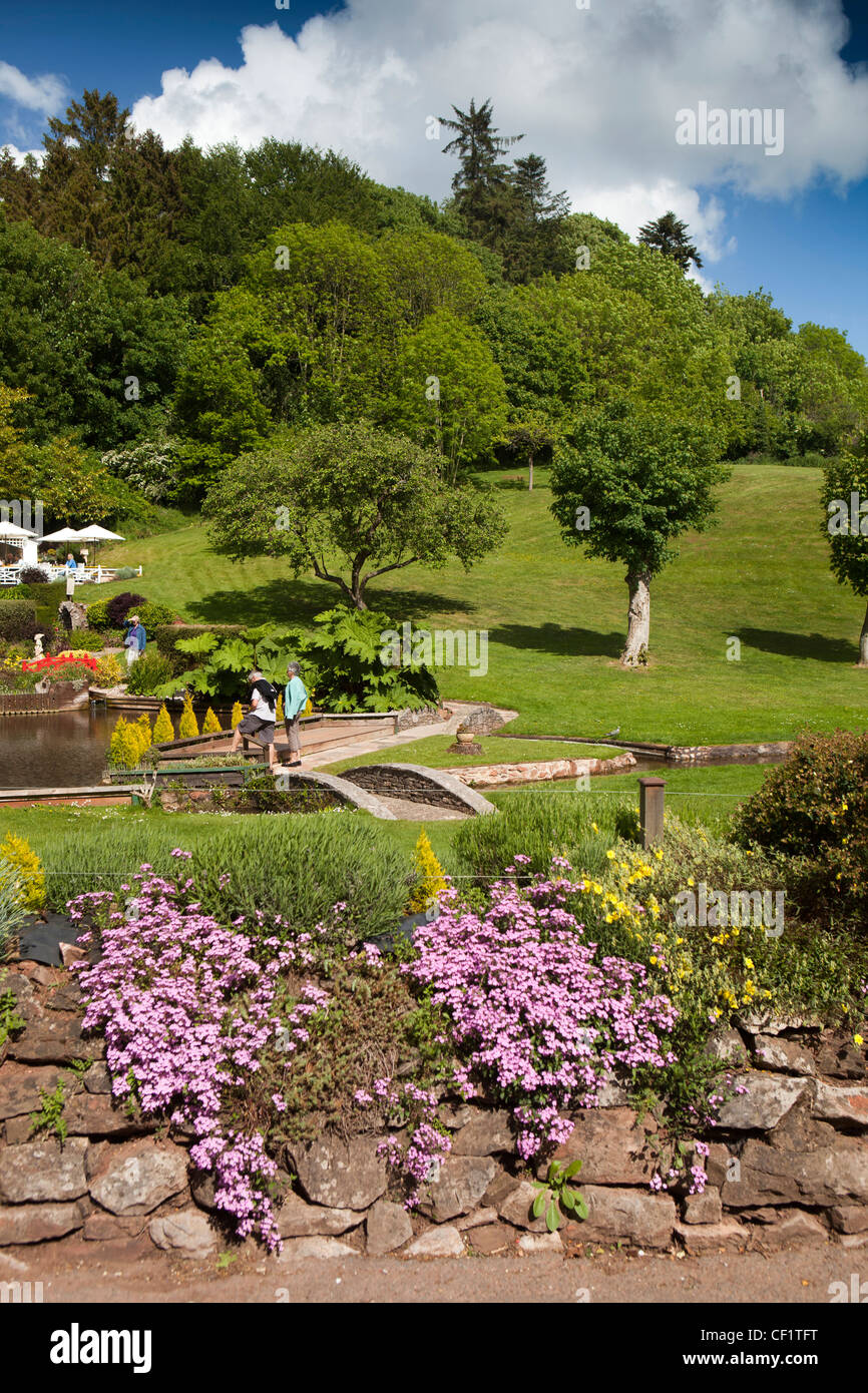 Großbritannien, England, Devon, Torquay, Cockington Village, Rose Cottage Tea Garden Stockfoto