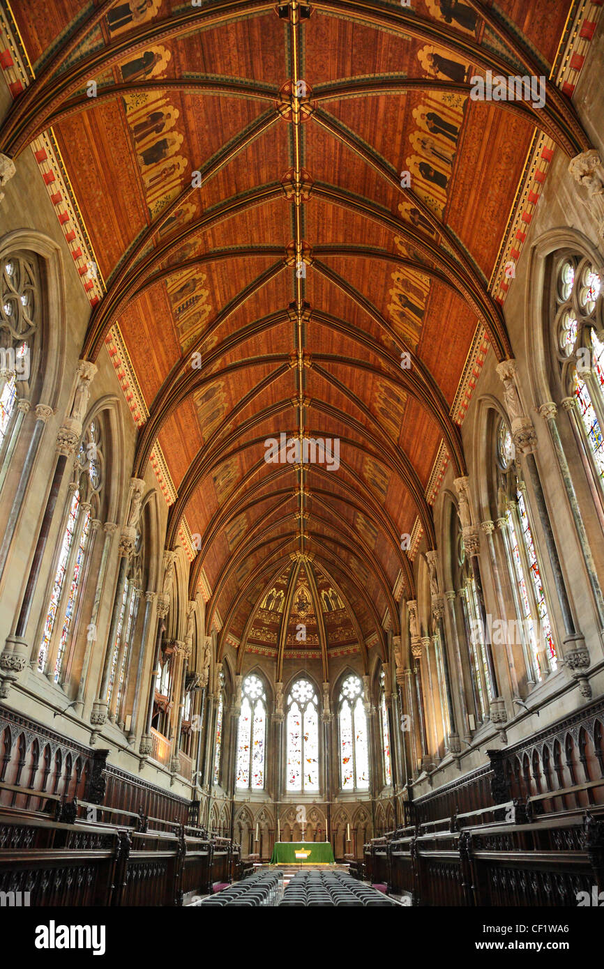 Das Innere der St. Johns College Chapel, entworfen von Sir George Gilbert Scott im Jahre 1866, Cambridge. Stockfoto