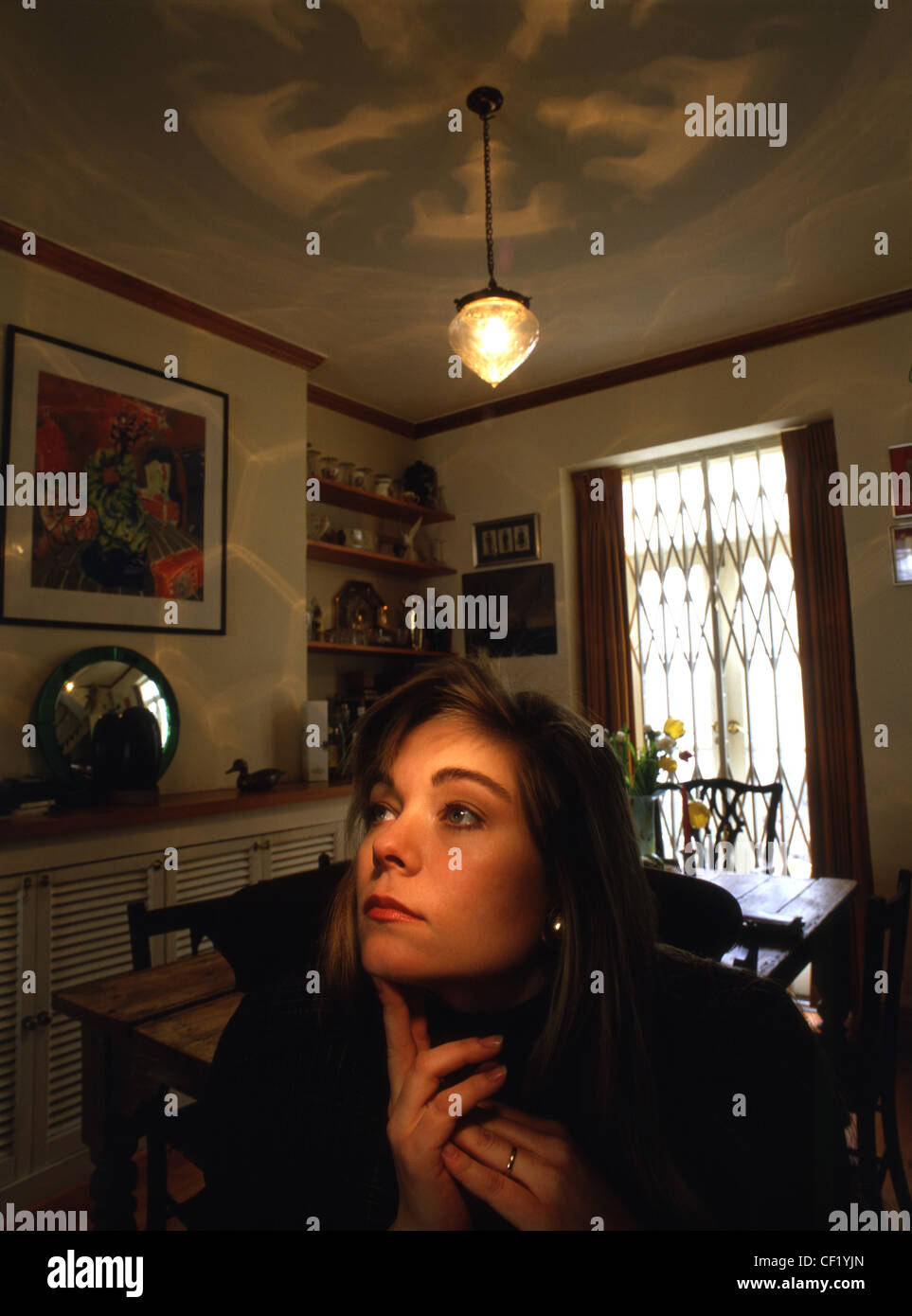 Porträt der amerikanischen Schauspielerin Theresa Russell in ihrem Haus in London Stockfoto
