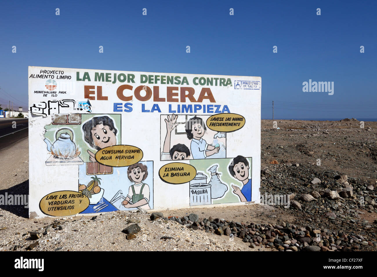 Schild, das die Menschen darüber informiert, dass Sauberkeit und Hygiene der beste Weg ist, Cholera auf der Straße in der Nähe von ILO, Peru, zu verhindern Stockfoto