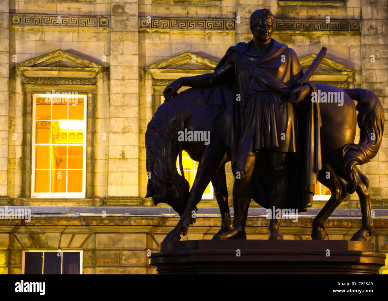 Statue von Sir John Hope, 4. Earl of Hopetoun, ein bekannter Soldat Hopetoun House in Edinburgh geboren. Die Statue befindet sich in Stockfoto
