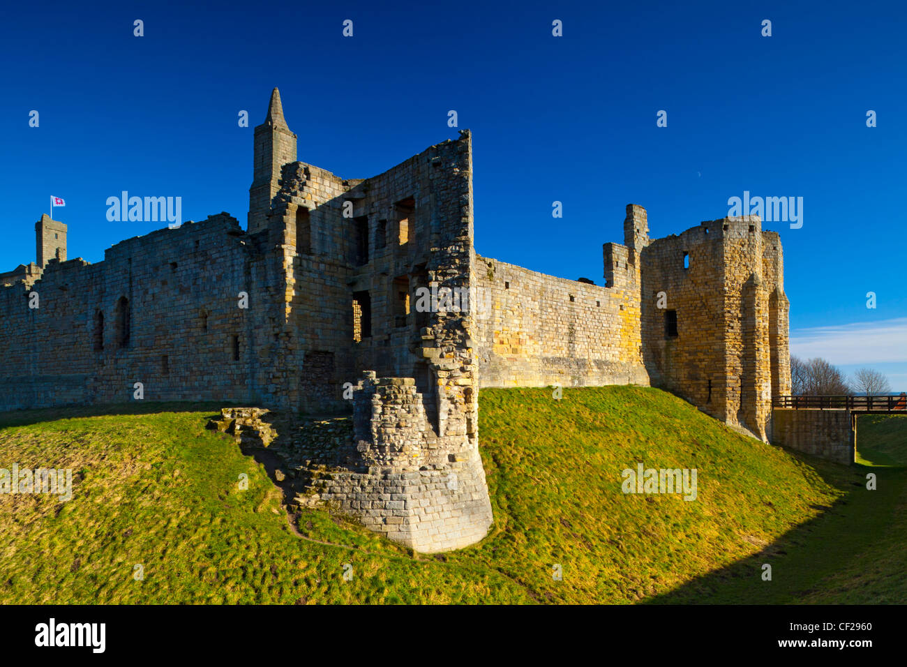 Warkworth Castle, ein 12. Jahrhundert Stein Motte und Bailey-Festung befindet sich in der Nähe von Northumberland Heritage Coast. Stockfoto