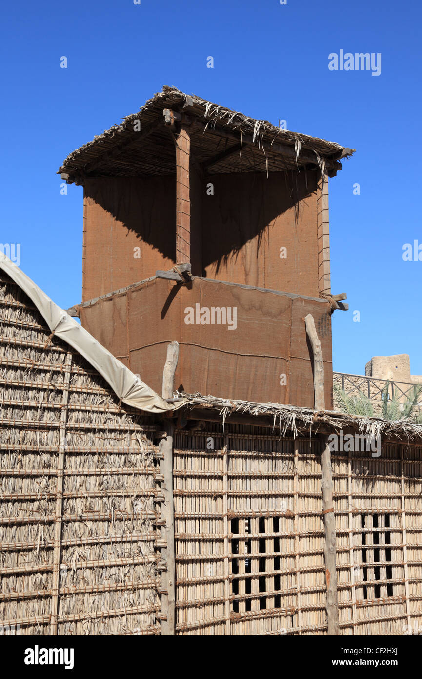 Traditionelle arabische Wind Tower in Dubai Museum, Vereinigte Arabische Emirate Stockfoto