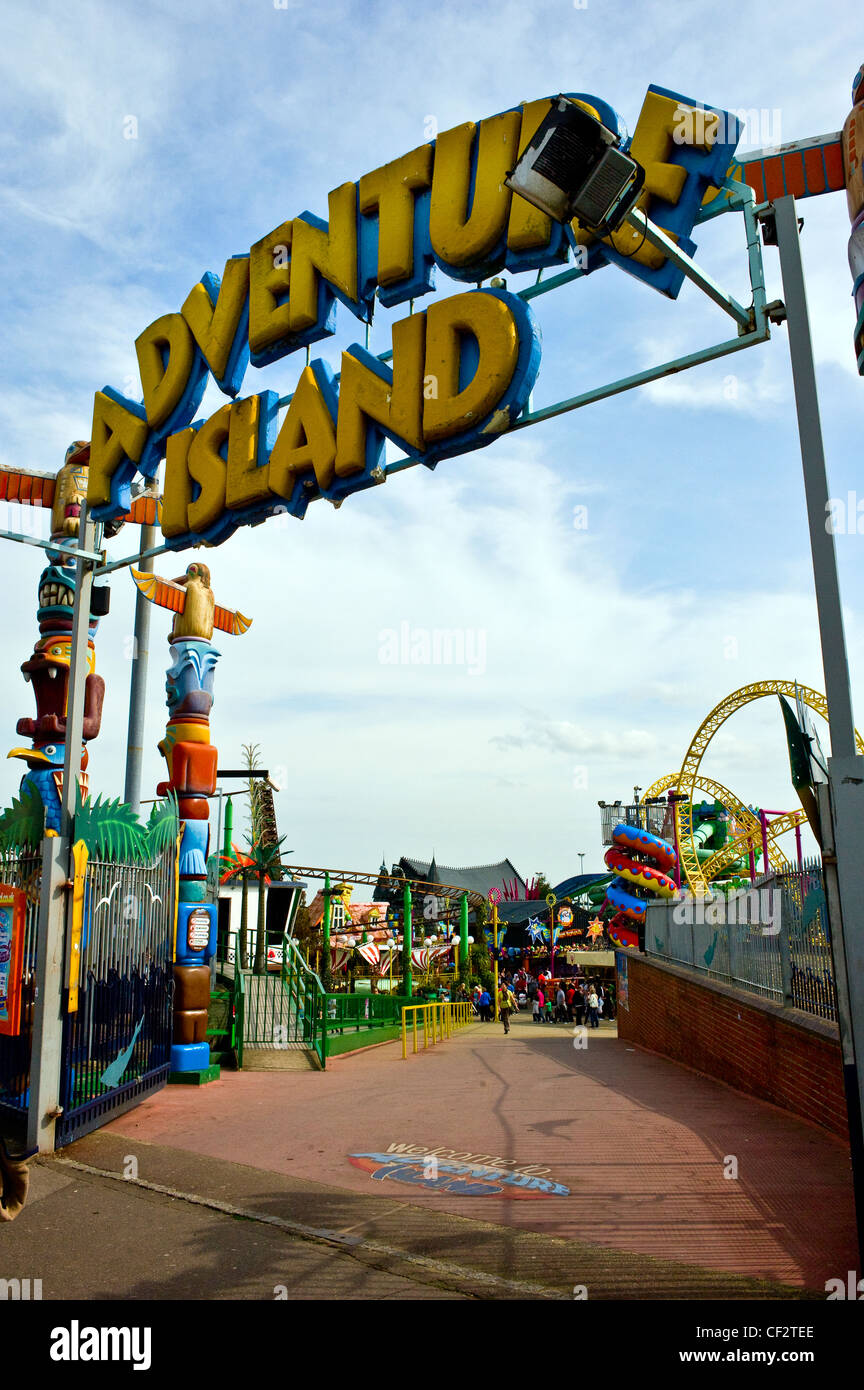 Der Eingang zum Adventure Island, ein Themenpark auf dem westlichen Vorplatz in Southend-on-Sea. Stockfoto