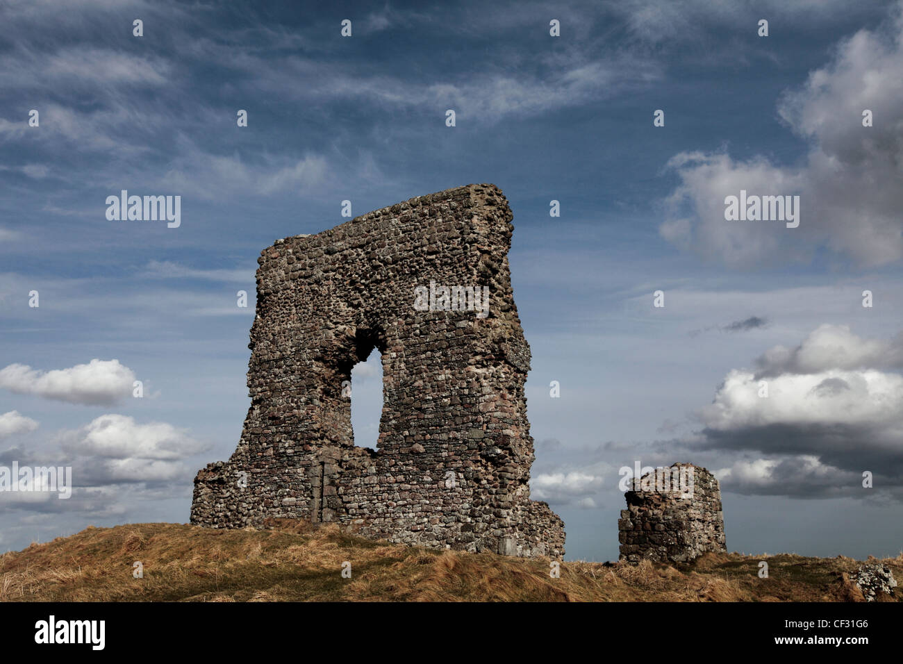 Dunideer Wallburg, einmal eine beeindruckende Pictish hill Fort Siedlung ca. 1000BC und 13. Jahrhundert Schloss. Stockfoto