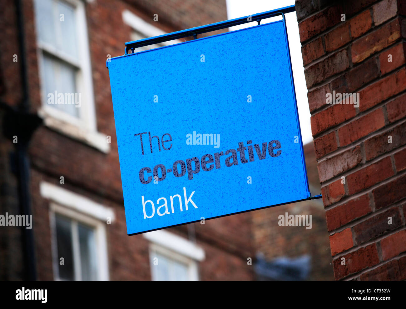 Ein Co-operative Bank Zeichen außerhalb einer Niederlassung. Stockfoto