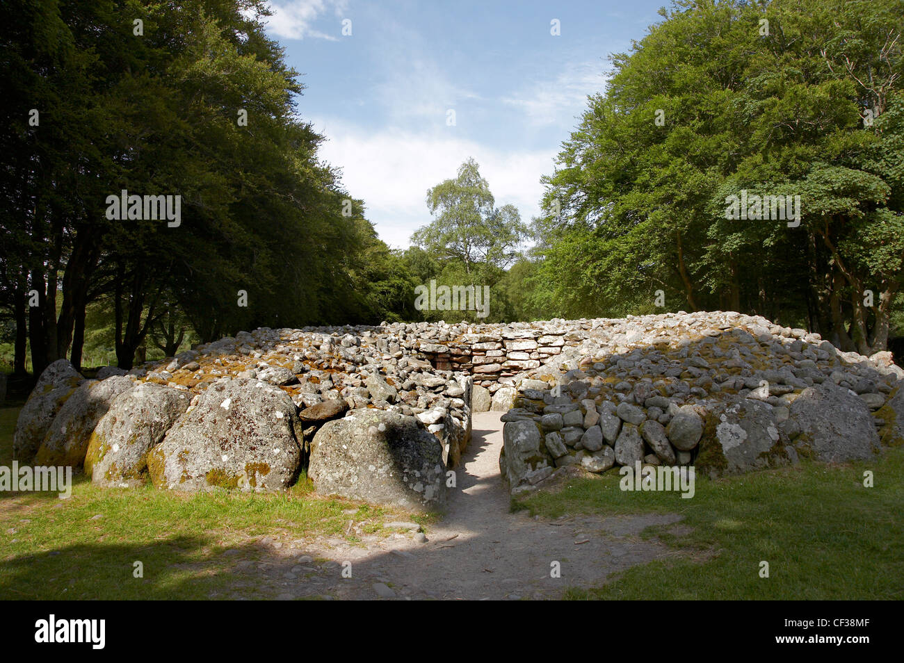 Blick auf die prähistorischen Beerdigung Cairns Balnuaran Schloten. Stockfoto
