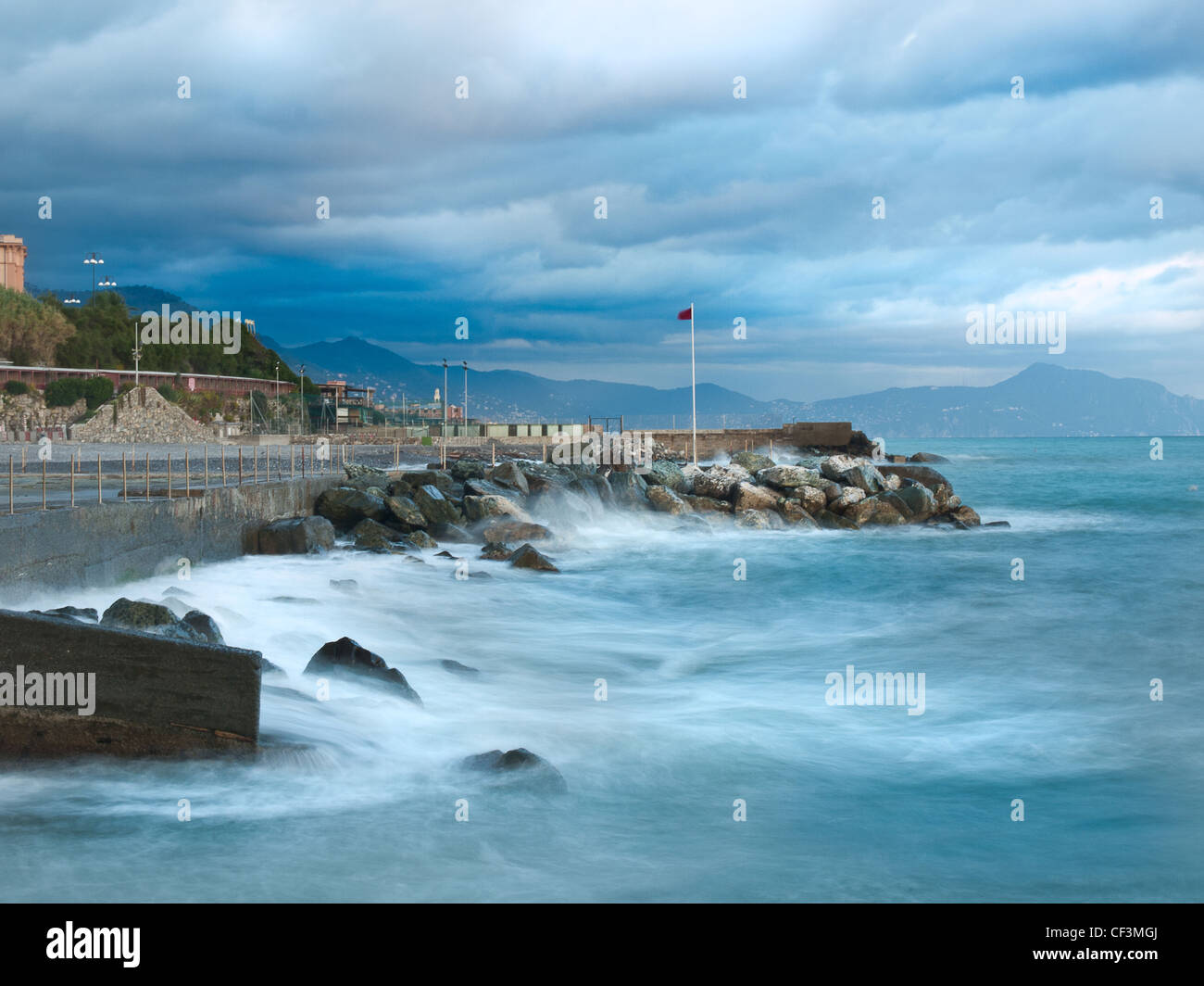 Starke Stürme auf der Küste von Genua Stockfoto