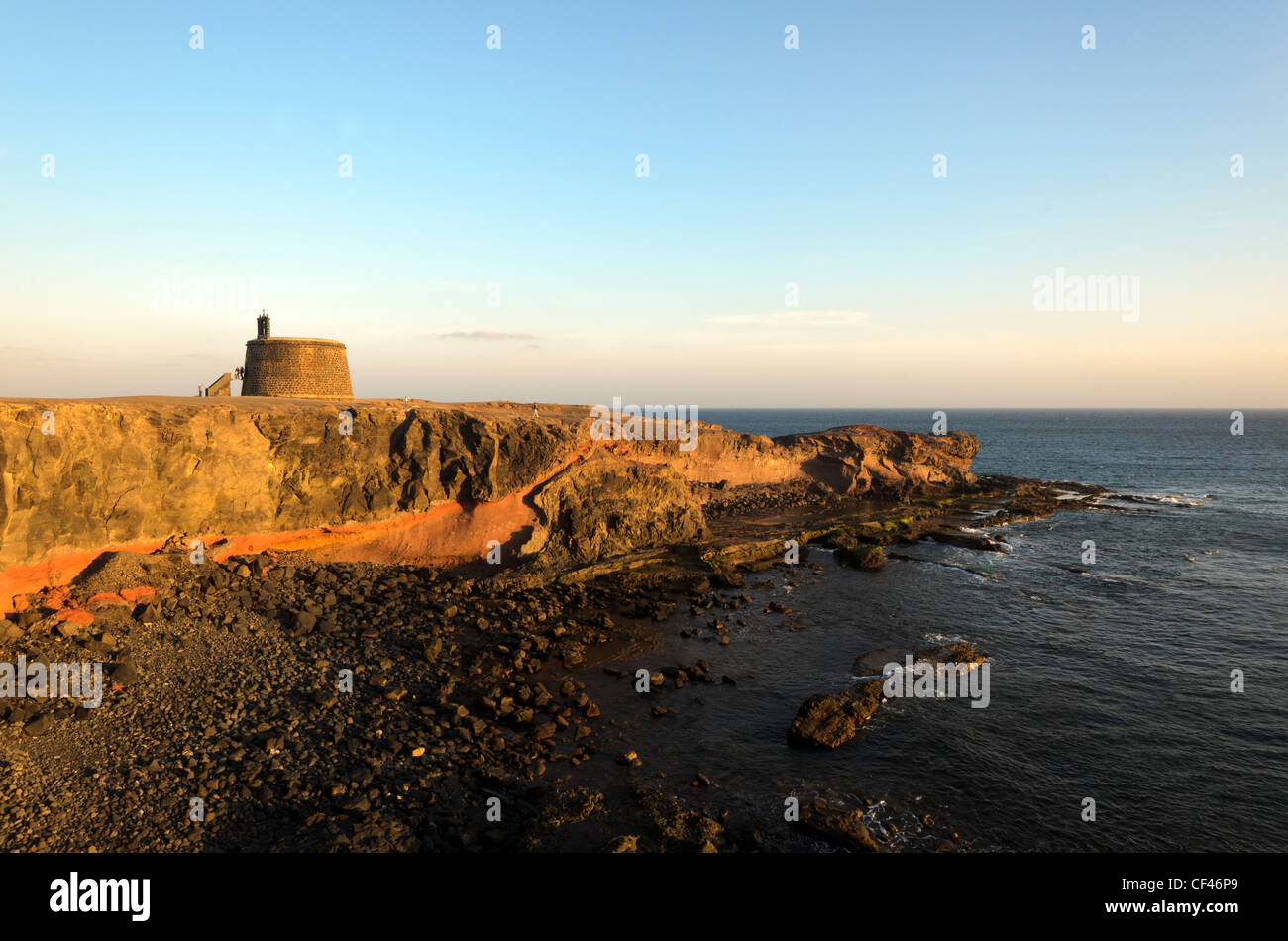 Castillo de Las Coloradas am Punta del Aguila, Lanzarote, Kanarische Inseln - Spanien Stockfoto