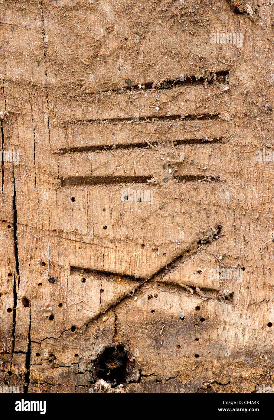 Alten Baumeister Marken in Holz gerahmt Scheune. Stockfoto