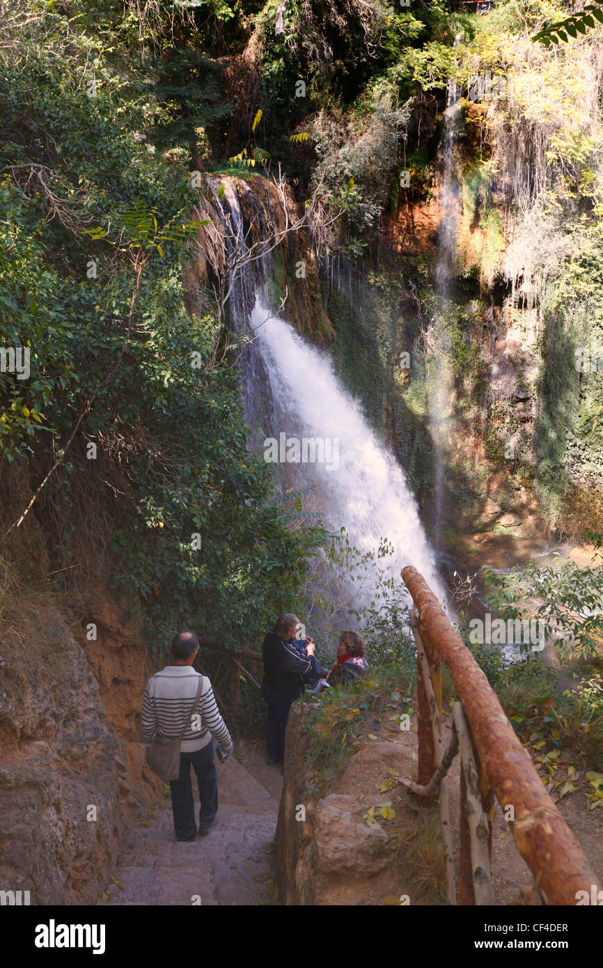 Cola de Caballo, oder Pferdeschwanz, Wasserfall in Monasterio de Piedra Natural Park Zaragoza Provinz, Aragon, Spanien. Stockfoto