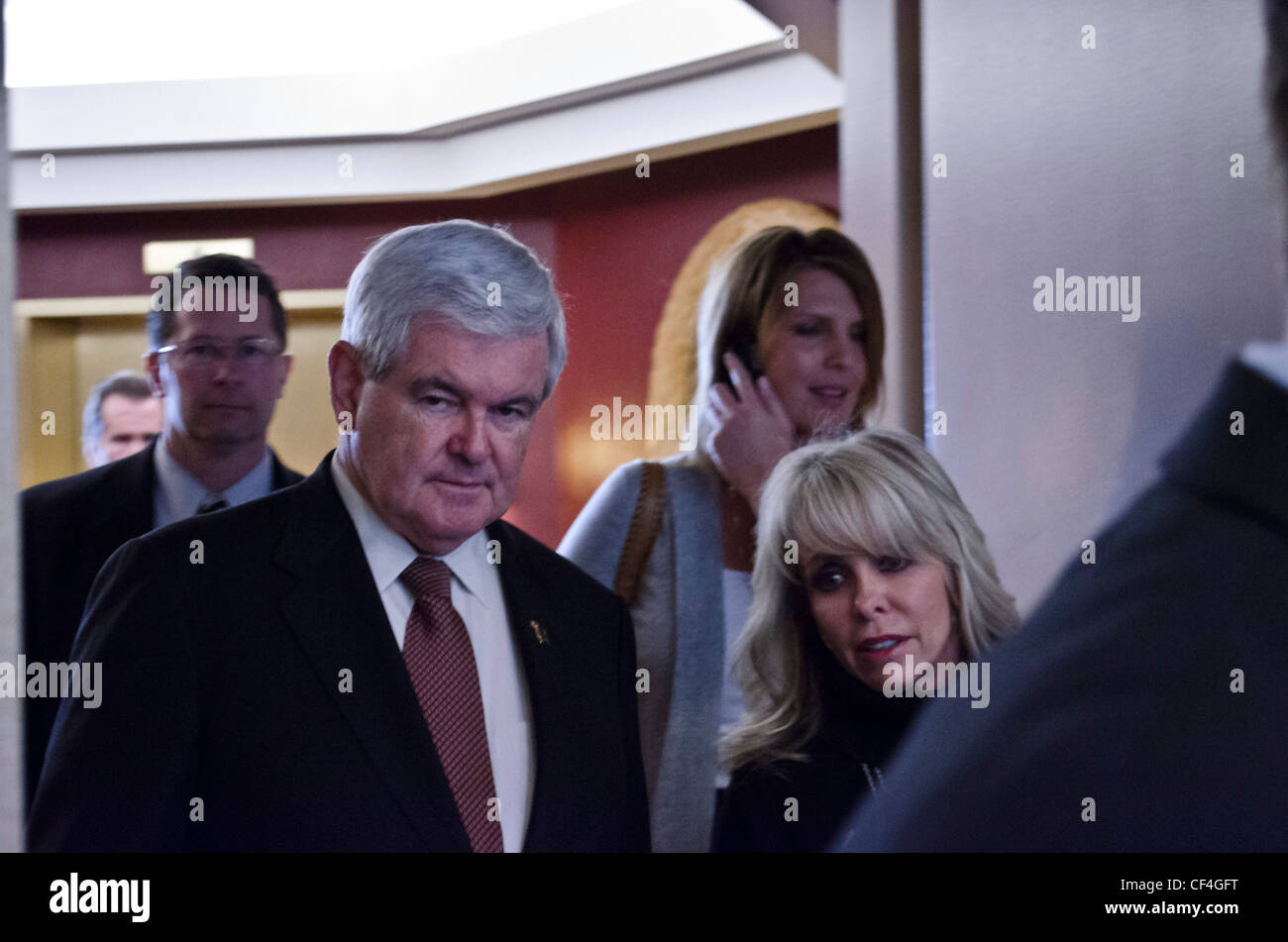 Newt Gingrich betritt die California State GOP-Konvention 25. Februar 2012. Stockfoto