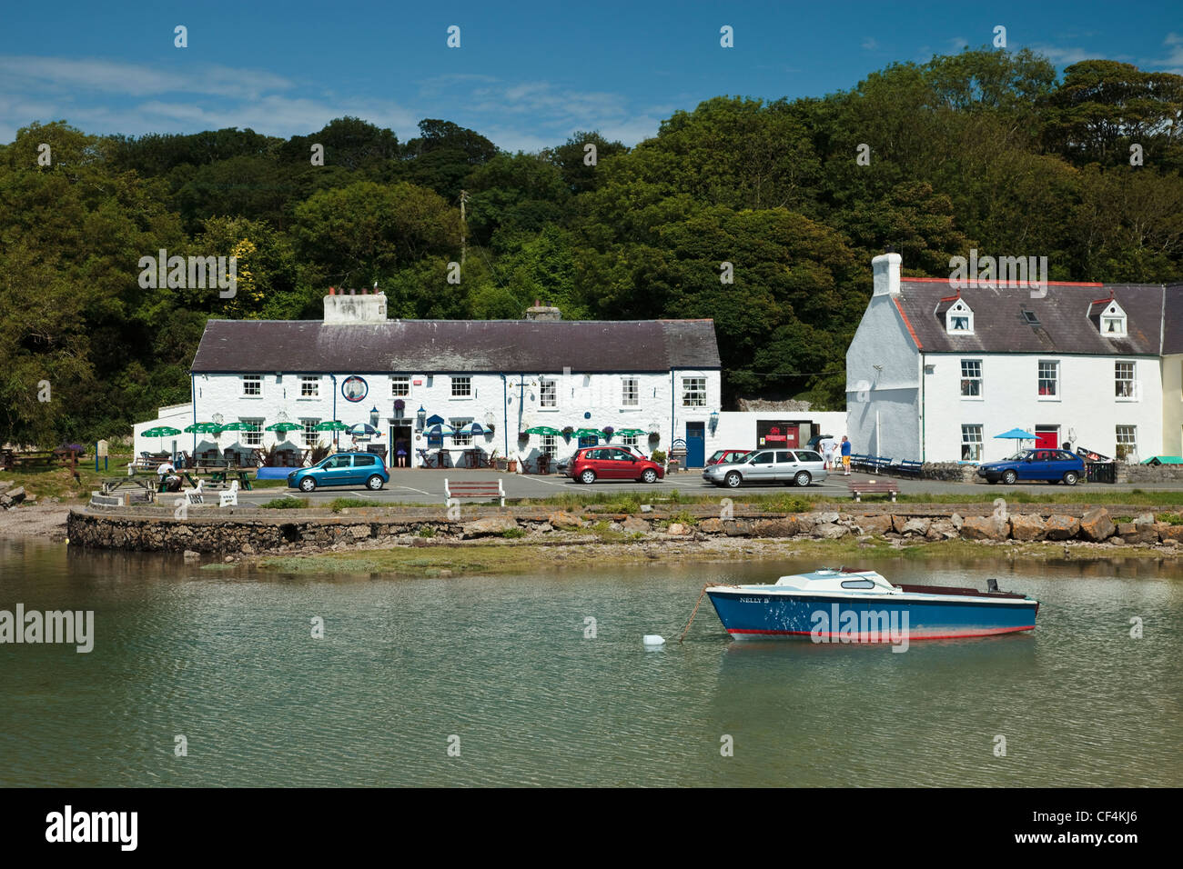 The Ship Inn am Kai in der Red Wharf Bay auf der Insel Anglesey in