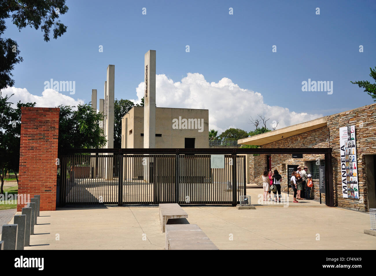 Eingang zum Apartheid-Museum, Johannesburg, Provinz Gauteng, Südafrika Stockfoto