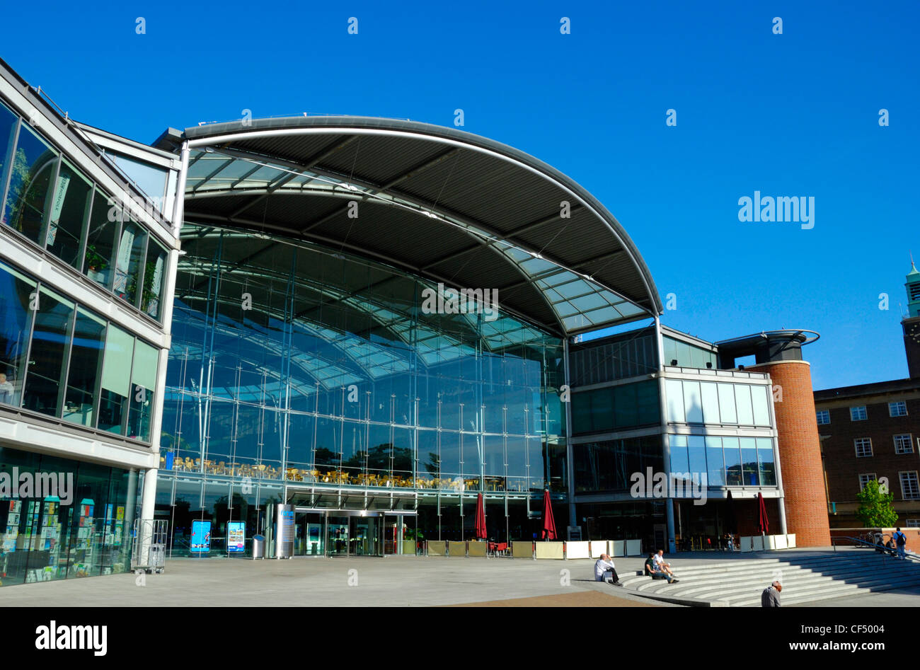 Das Forum, Norwich, ein Wahrzeichen Reiseziel mit einer einzigartigen Mischung aus Community-Ressourcen, Besucher Erfahrungen und Konferenz, Besprechung Stockfoto