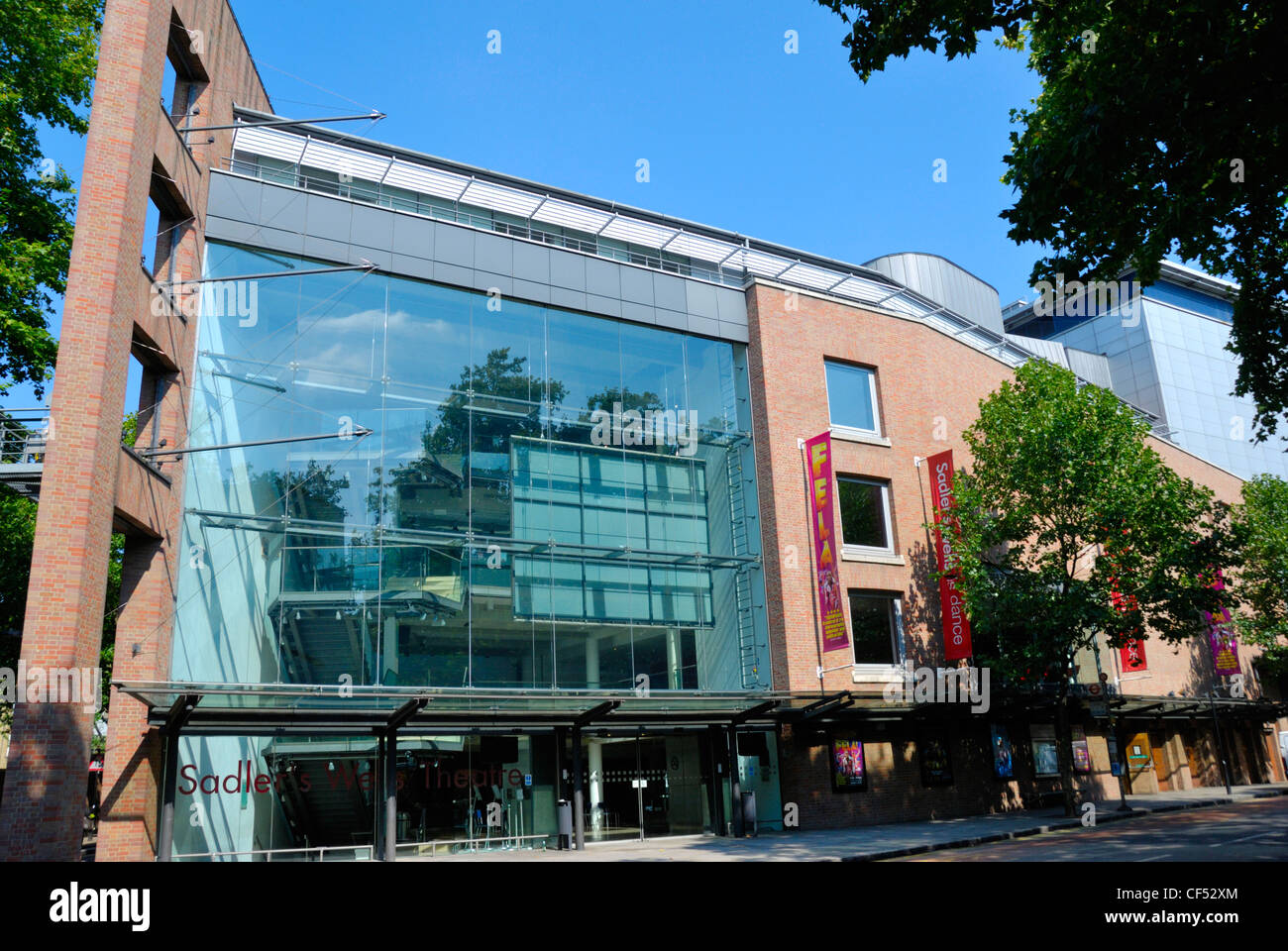 Sadler es Wells Theatre, das UKs führenden Tanzhaus und Lilian Baylis Studio in Rosebery Avenue. Stockfoto