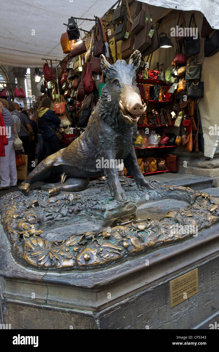 Il Porcellino Bronze Wildschwein, Mercato Nuovo, Florenz, Toskana, Italien, Europa Stockfoto