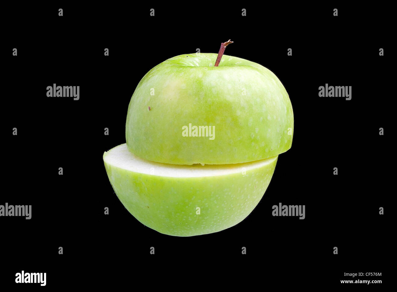 frischer grüner Apfel, isoliert auf weißem Hintergrund Stockfoto