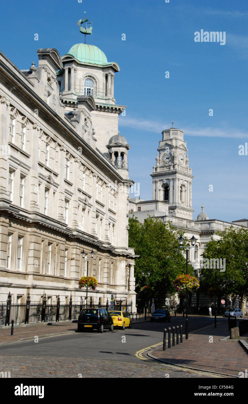 Außenansicht des Campus der Universität von Portsmouth Guildhall. Stockfoto