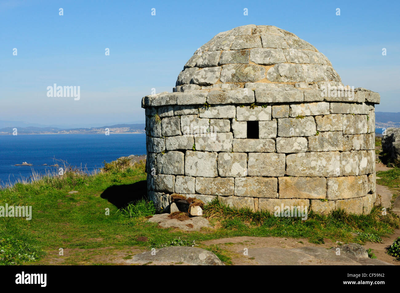 XVIII. Jh. Rekonstruktion einer antiken römischen Leuchtturm. O Facho, Cangas, Galicien, Spanien Stockfoto