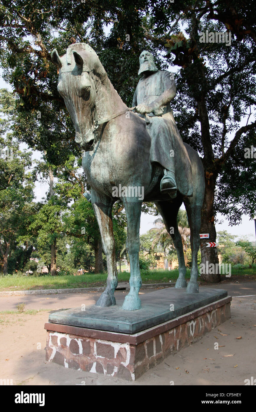 König Leopold ich Statue steht auf dem Gelände des Ethnografischen Museums. Ngaliema, Kinshasa, demokratische Republik Kongo. Stockfoto