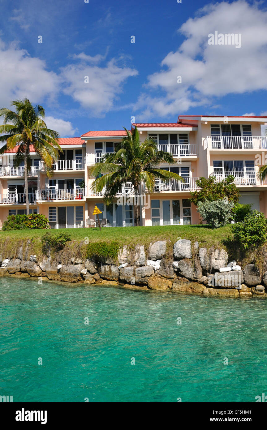 Bell-Kanal Club & Marina Eigentumswohnungen, Lucaya Beach, Bahamas Stockfoto