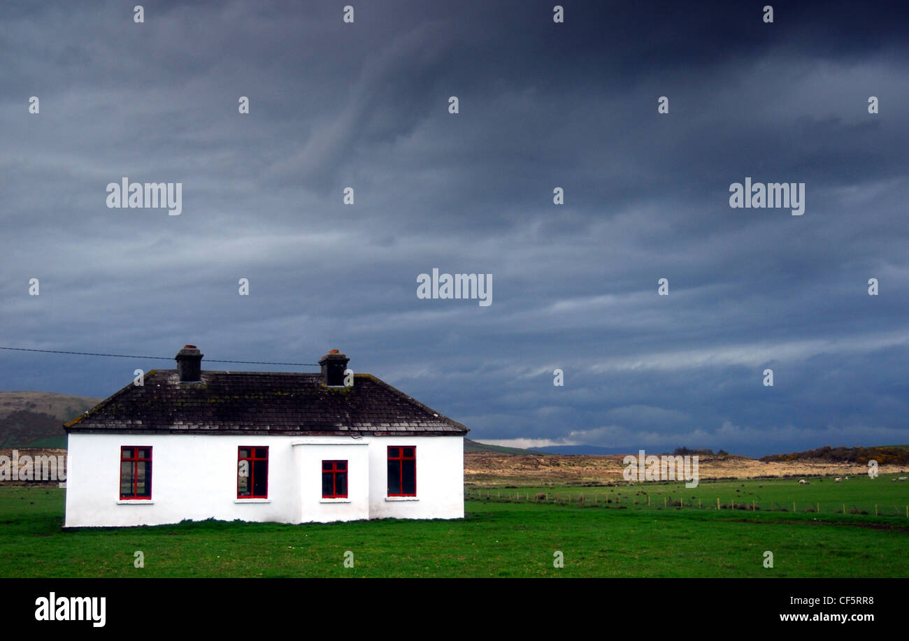 Zeigen Sie auf eine einsame Haus in der Nähe von Doo Lough im County Mayo. Stockfoto