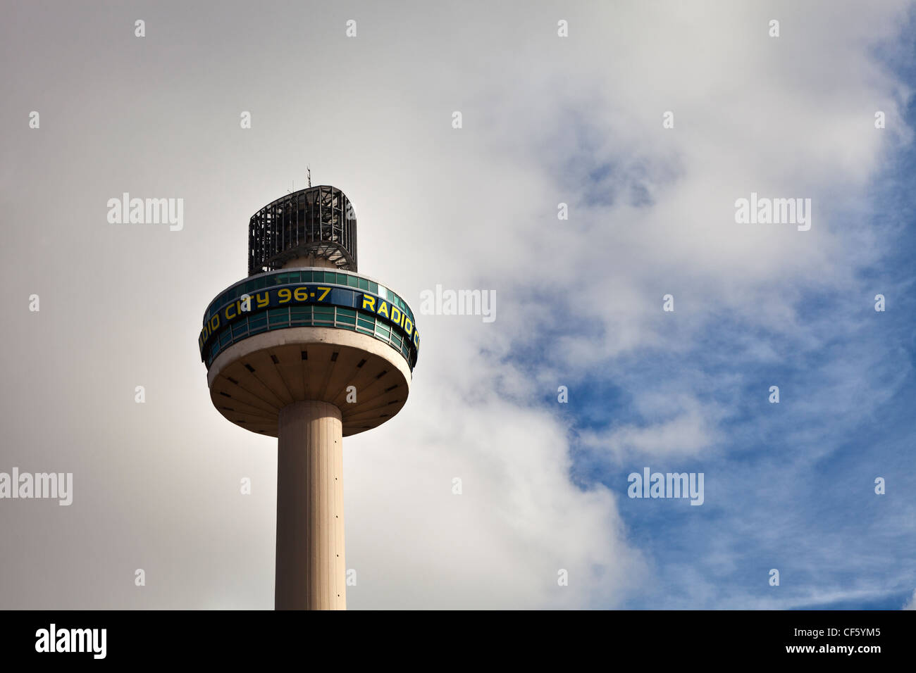 Oben auf dem Radio City-Turm (St. Johns Beacon). Es ist das zweite höchste freistehende Bauwerk in Liverpool. Seit seiner Renovierung Stockfoto